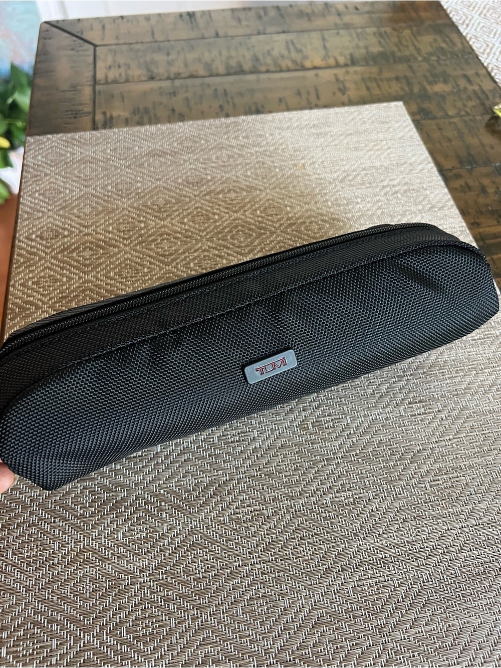 TUMI Accent Accessory Cord Pouch
Black